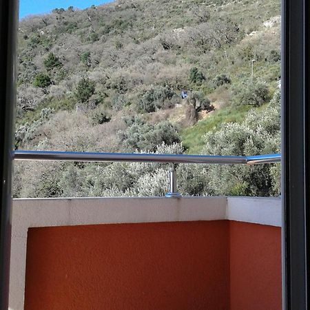 Oro Apartments Petrovac Екстериор снимка