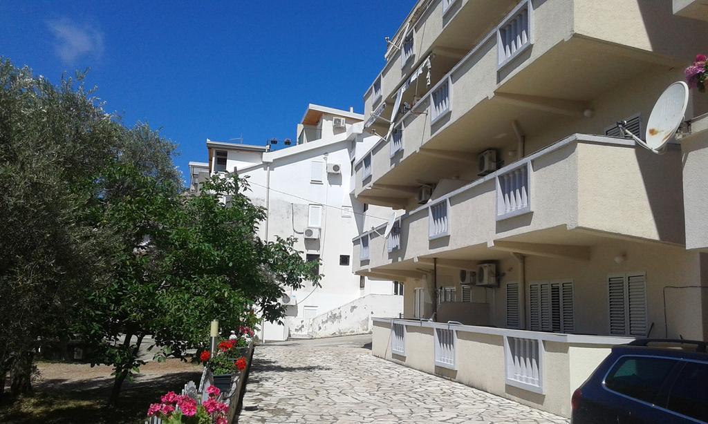 Oro Apartments Petrovac Стая снимка