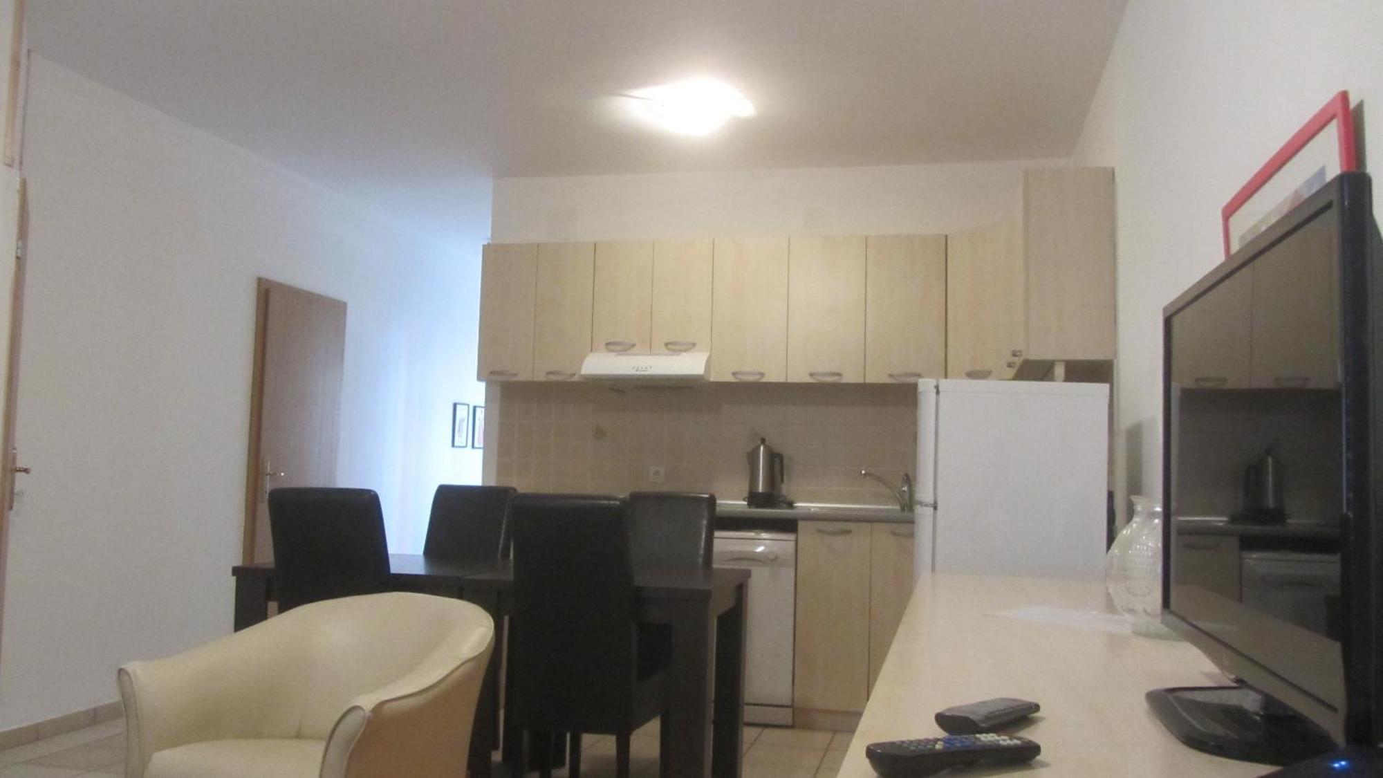 Oro Apartments Petrovac Екстериор снимка