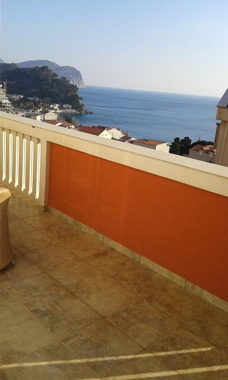 Oro Apartments Petrovac Стая снимка