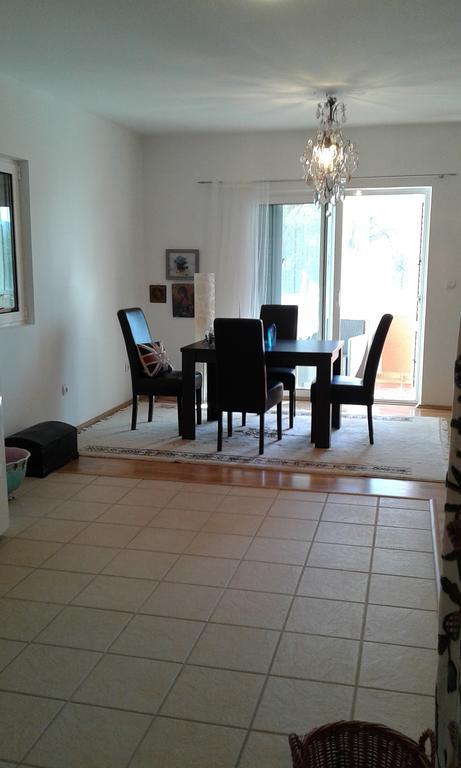 Oro Apartments Petrovac Екстериор снимка