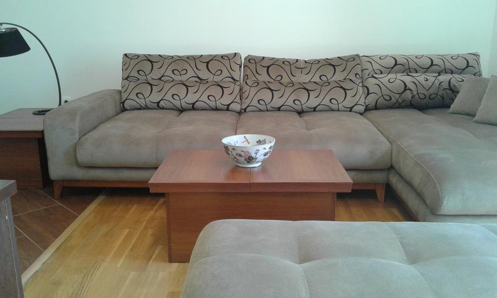 Oro Apartments Petrovac Стая снимка