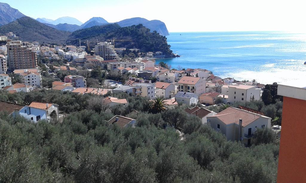 Oro Apartments Petrovac Екстериор снимка
