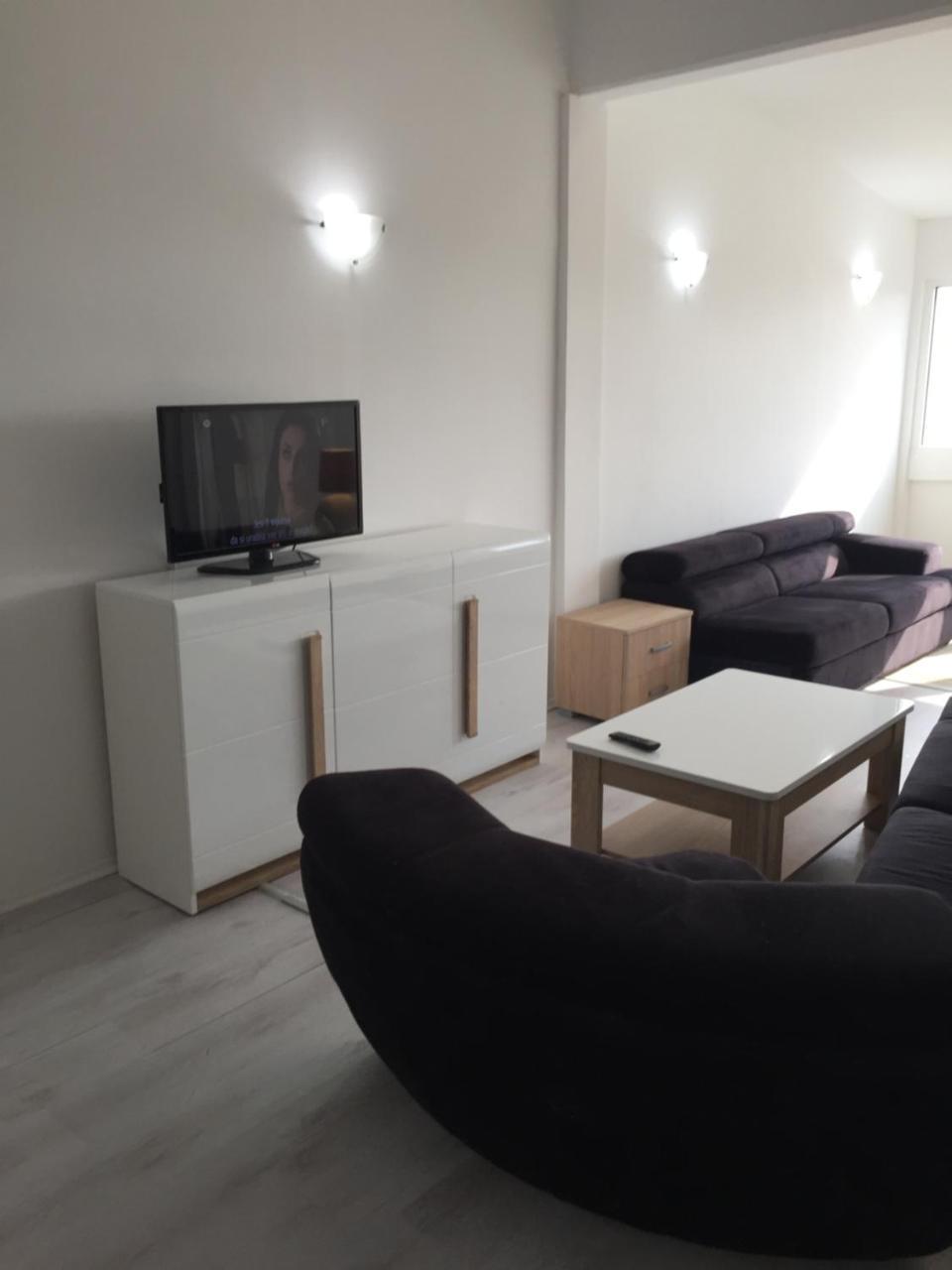 Oro Apartments Petrovac Екстериор снимка