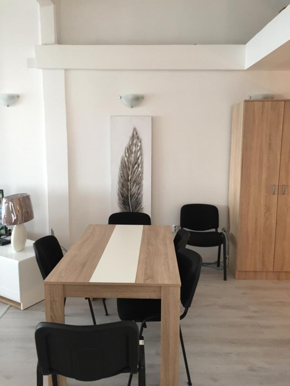 Oro Apartments Petrovac Екстериор снимка