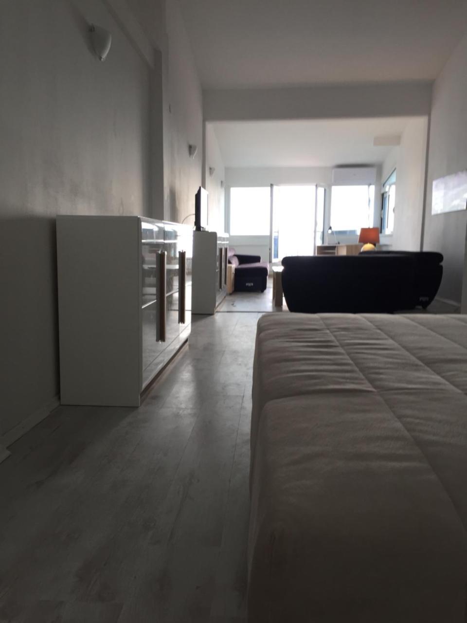 Oro Apartments Petrovac Екстериор снимка