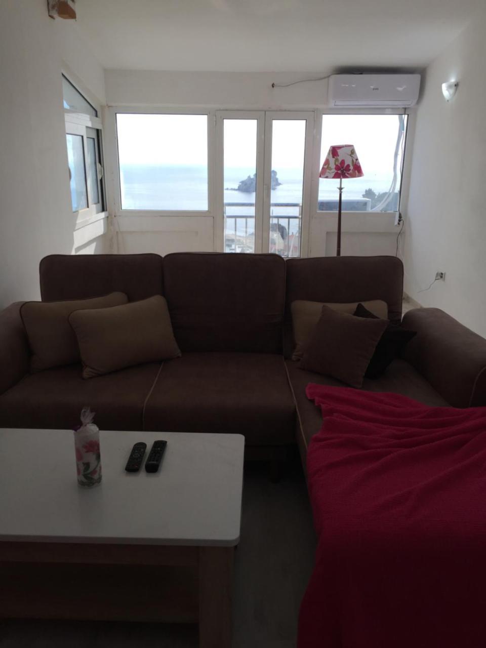 Oro Apartments Petrovac Екстериор снимка